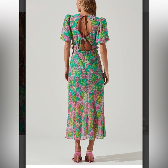 Esperanza Floral Puff Sleeve Midi Dress / Size Small - Picture 2 of 6